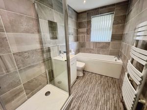 BATHROOM- click for photo gallery
